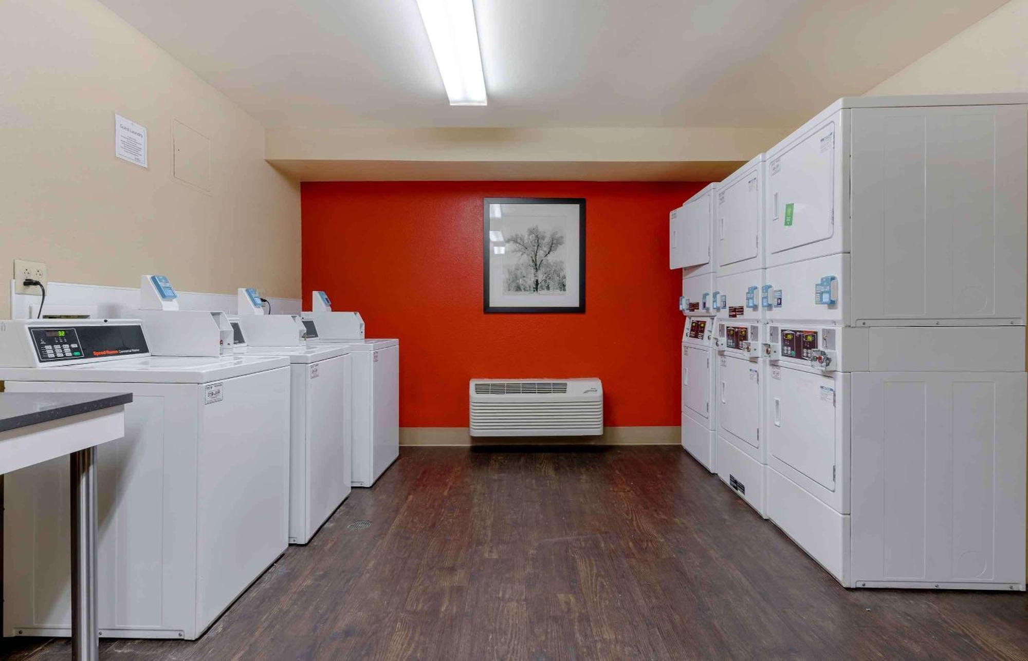 Mainstay Suites Las Vegas Flamingo Екстериор снимка