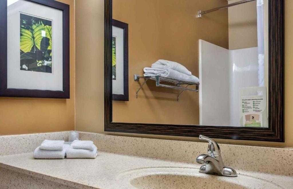 Mainstay Suites Las Vegas Flamingo Екстериор снимка